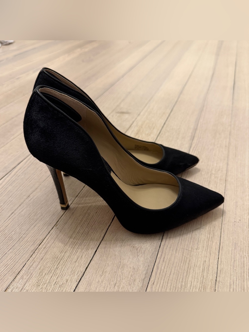 MICHAEL KORS Women’s Black Calf Hair Pointed Toe Stiletto Pumps Heels 37.5 7.5 - Picture 2 of 7